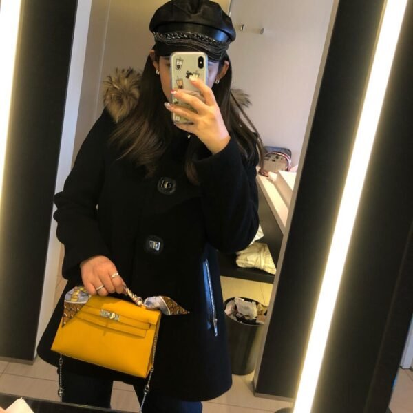 Milan Italy Hermes Kelly Pochette 22CM 9D Amber Swift Leather Gold Hardware